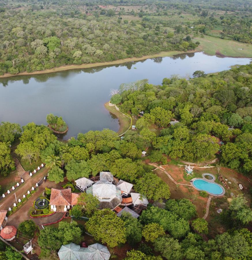 Kodigahawewa Forest Resort Тисамахарама Екстериор снимка