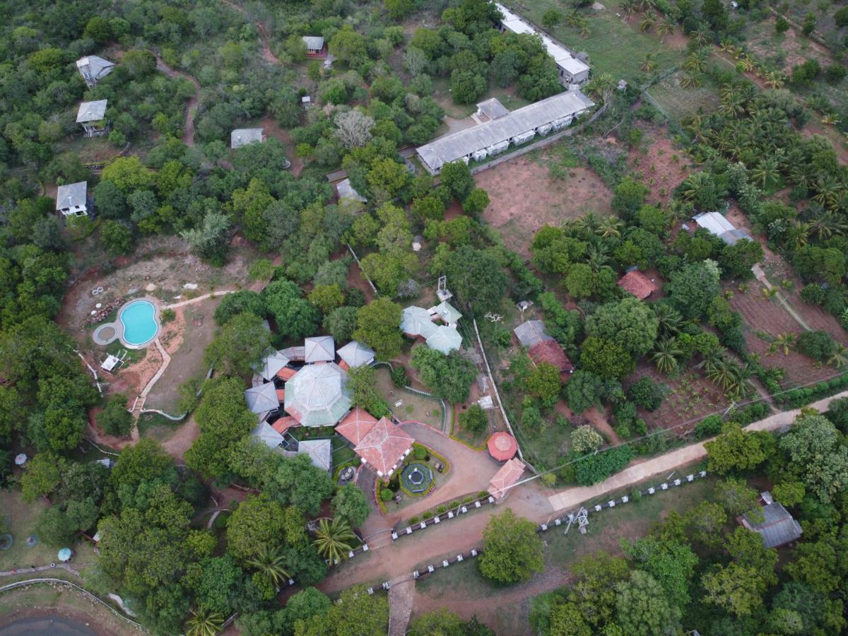 Kodigahawewa Forest Resort Тисамахарама Екстериор снимка