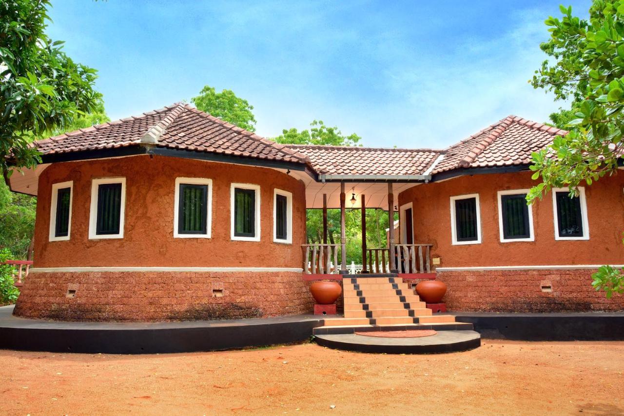 Kodigahawewa Forest Resort Тисамахарама Екстериор снимка