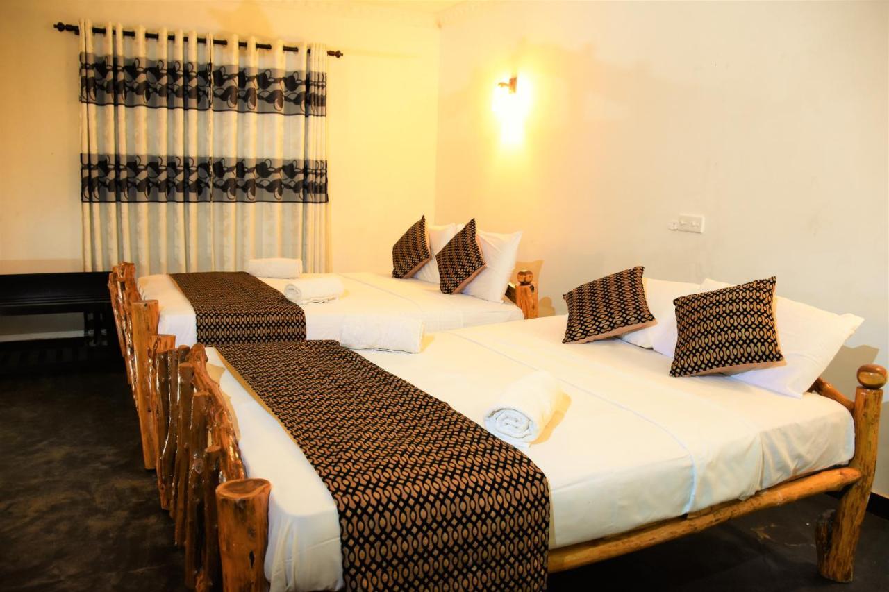 Kodigahawewa Forest Resort Тисамахарама Екстериор снимка