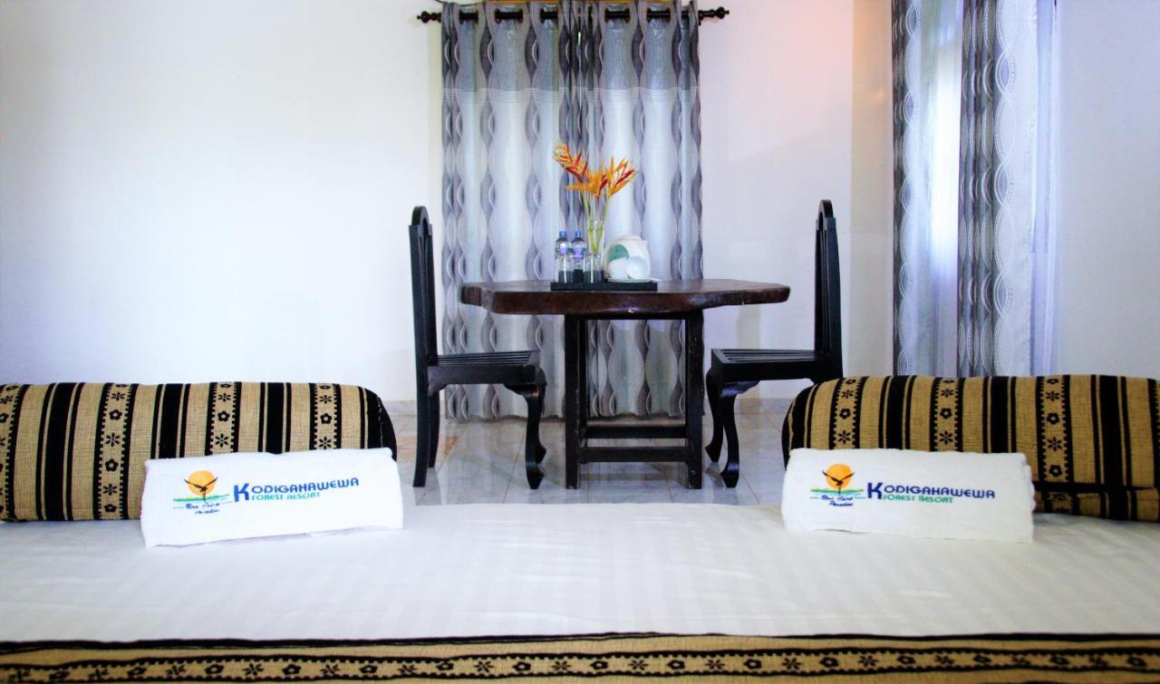 Kodigahawewa Forest Resort Тисамахарама Екстериор снимка