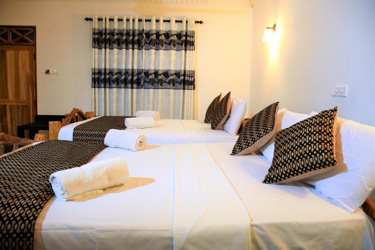 Kodigahawewa Forest Resort Тисамахарама Екстериор снимка